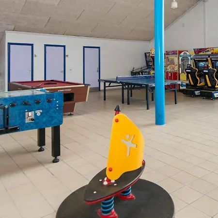 בית נופש Holiday Cxxxiv *